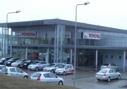 konstrukcja salonu toyoty